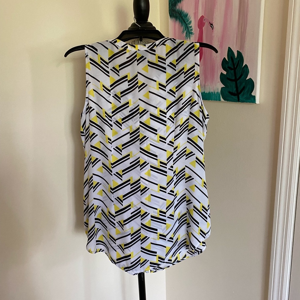 Top - Picture 4 of 4